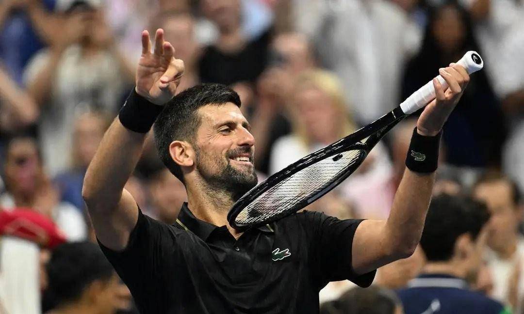 雷速-德约科维奇重返赛场，爆冷首场状态出色，阿森纳观众沸腾！赢得满堂喝彩的简单介绍