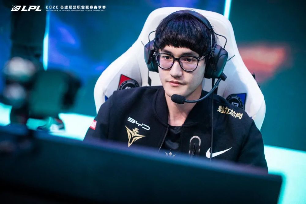 雷速体育-Karsa爆冷击败澳大利亚队，关键助攻引爆全场！的简单介绍