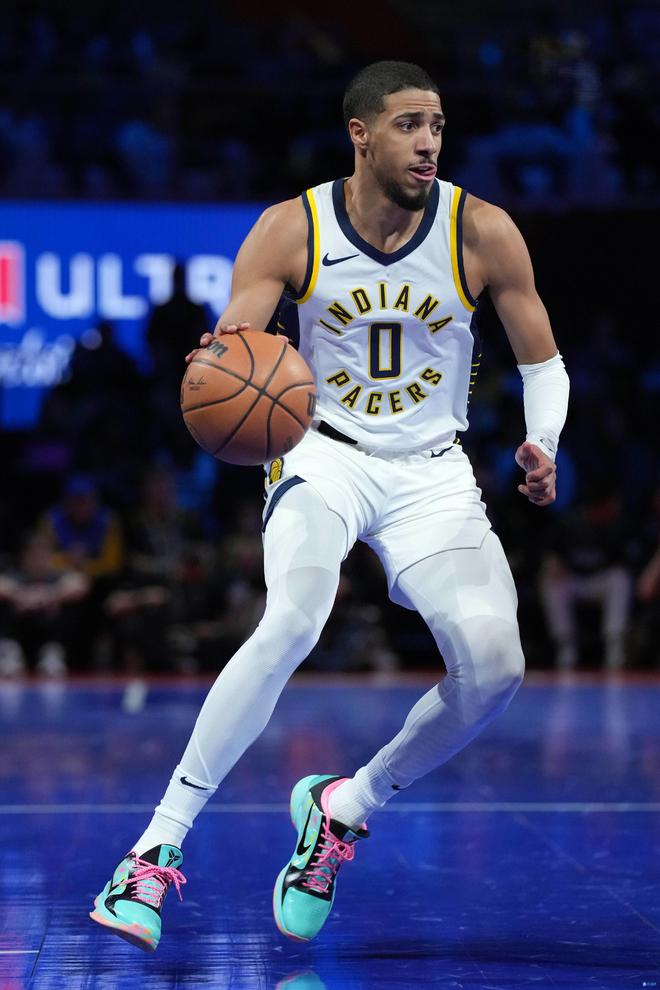 雷速体育-哈兰德连续二十场比赛得分超过高光表现，湖人挑战极限！的简单介绍